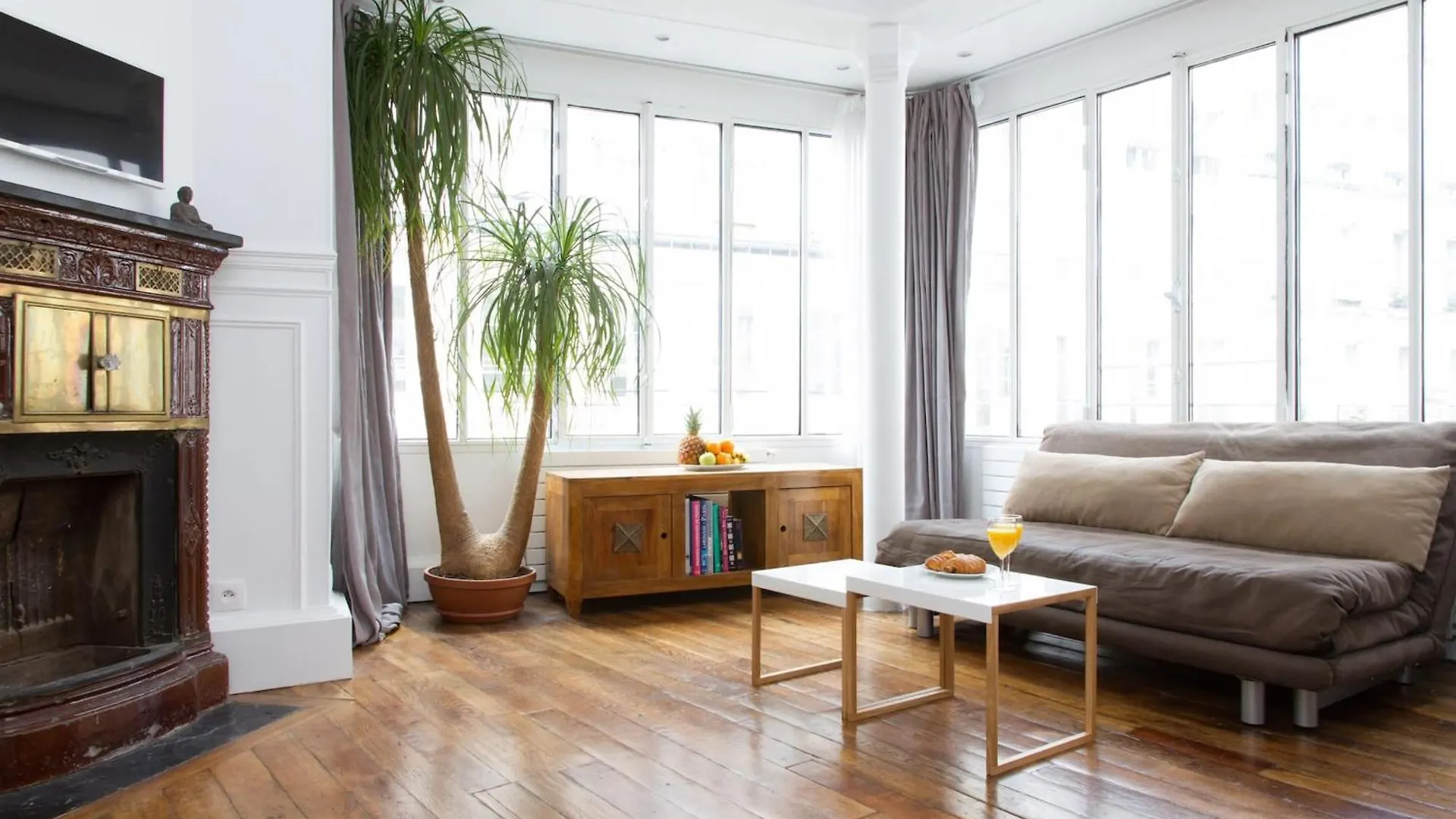 Appartamento Le Louvre & Saint Germain - 1Br - Cityapartmentstay Parigi Francia